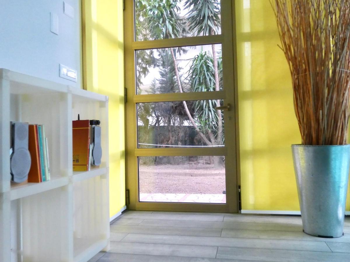 Buenretirope - Confortevoli Appartamentini Con Giardino Pescara Exterior foto