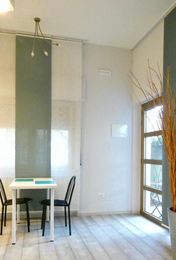 Buenretirope - Confortevoli Appartamentini Con Giardino Pescara Exterior foto